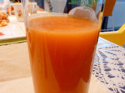 便秘解消 リンゴと人参のミックスジュース レシピ 作り方 By げんきノンタン 楽天レシピ